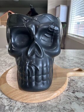 LARGE CERAMIC SKULL BOWL
